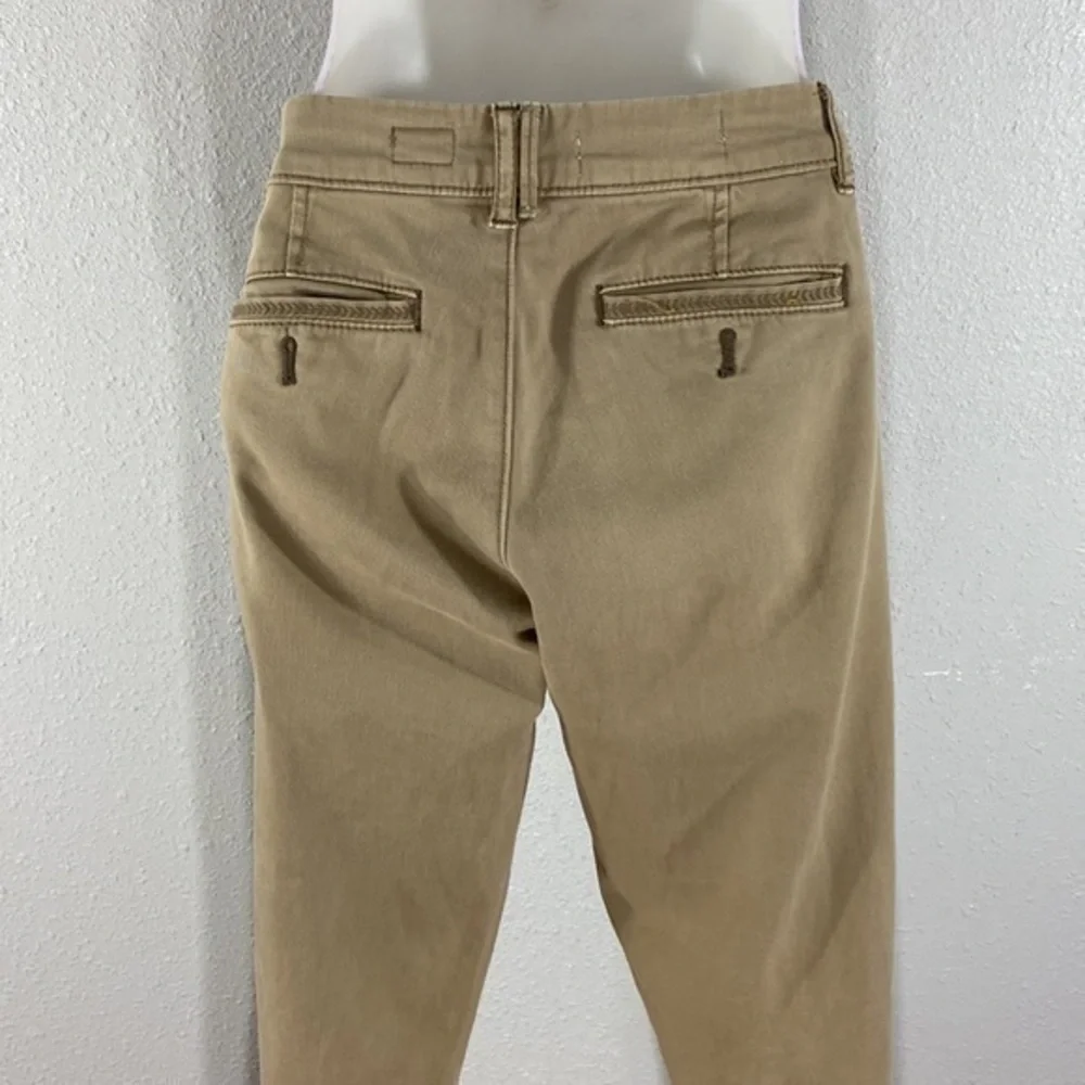 Anthro Pilcro and the Letterpress Hyphen Khaki Pants Y17